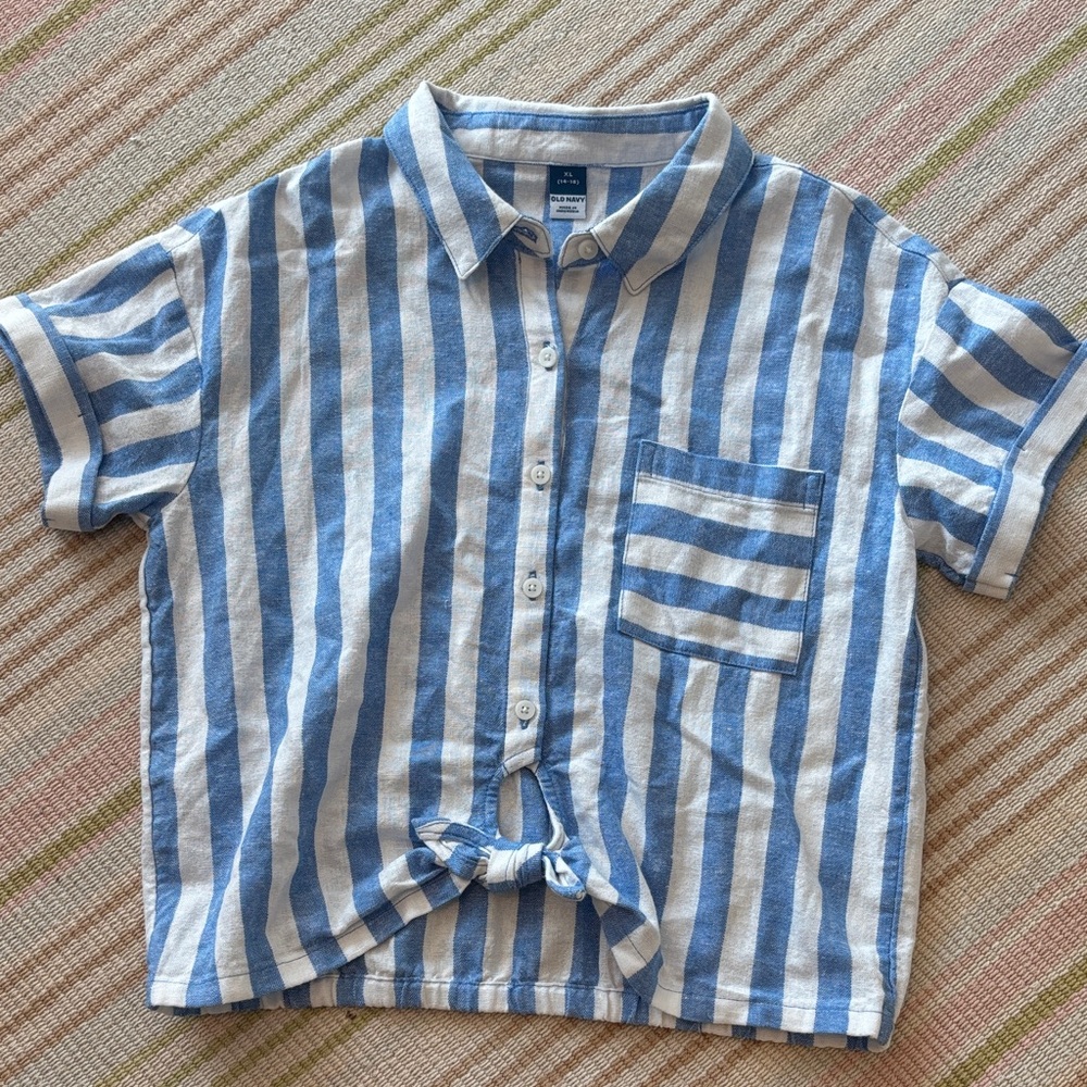 Old Navy Blue and White Striped Button-Down Shirt
